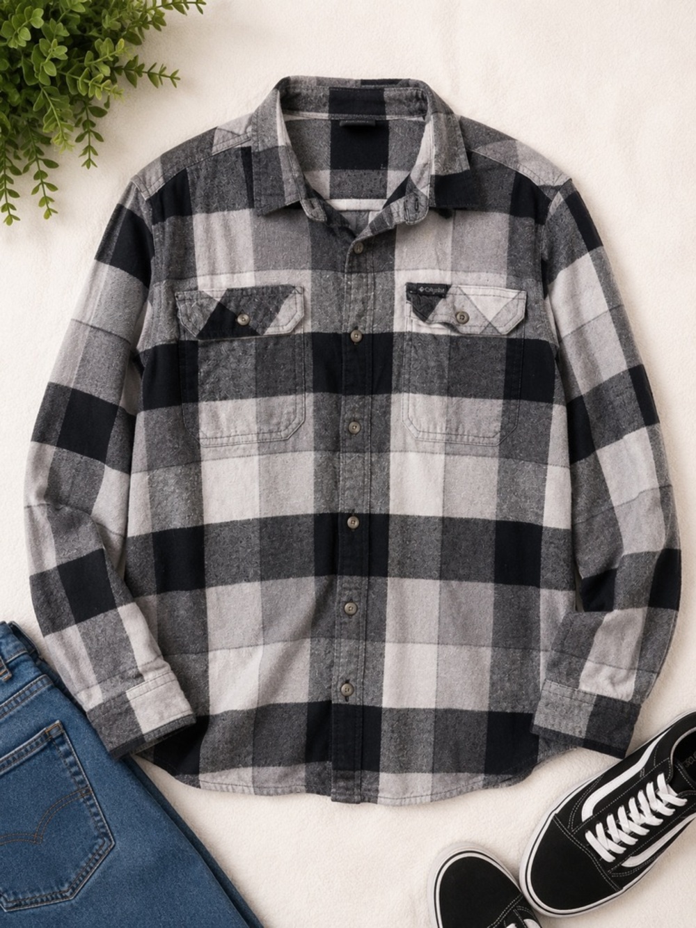 Columbia Black Gray Buffalo Plaid Flannel Shirt Men’s Large Regular Fit
